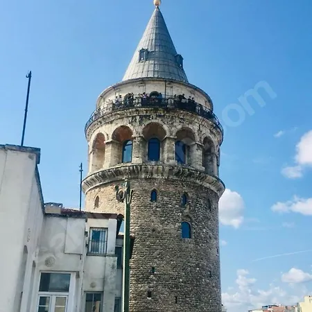 Furnished Renovated Historical Galata Tower In Cultural Center Appartement *